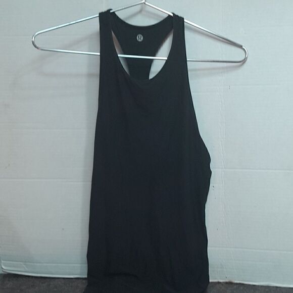 Lululemon Ruched Back...Size S - Picture 1 of 4